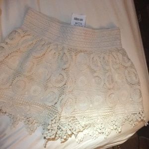 cream lace shorts